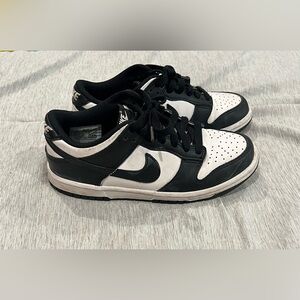 Nike Black and White Dunk Sneakers Classic Design